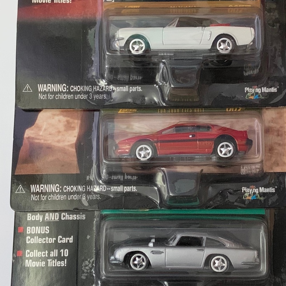 Iconic Johnny Lightning 007 Car Collection… - Picture 3 of 9